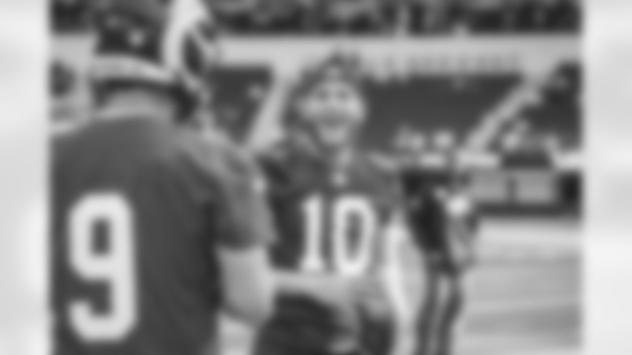 E_06102021_RamsOpenPractice_WN_2151