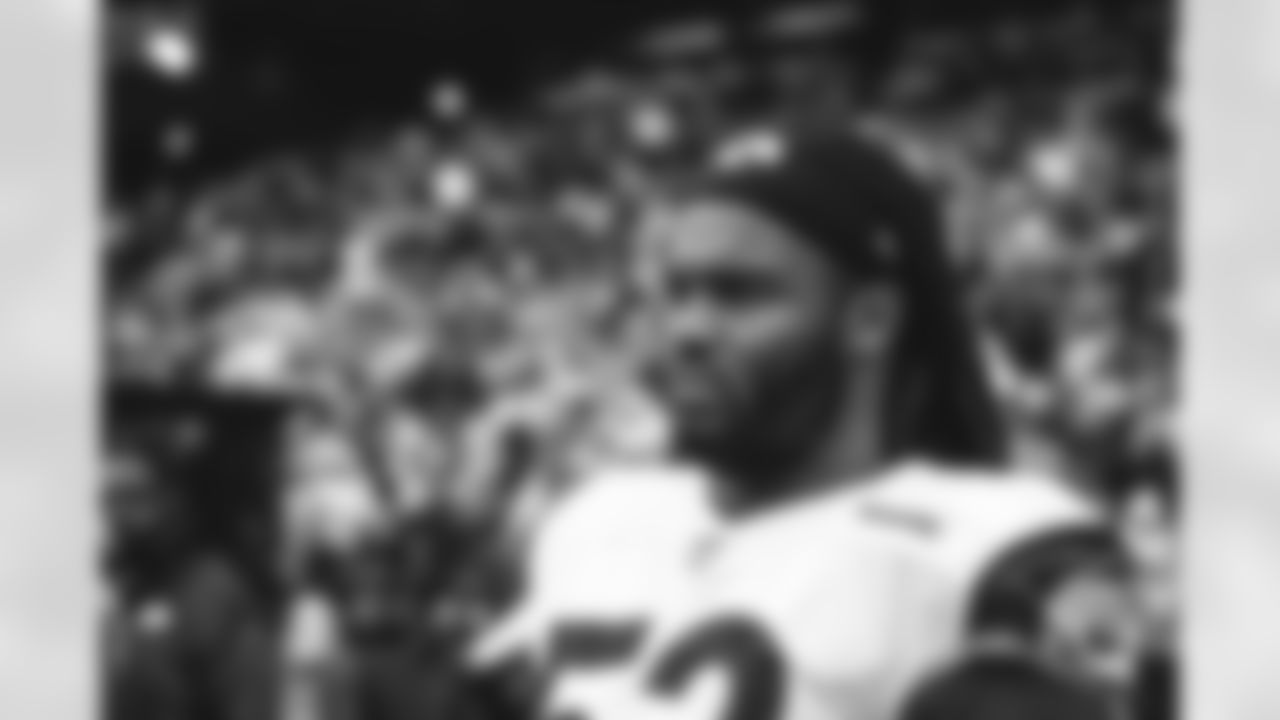The Los Angeles Rams take on the Seattle Seahawks during Week 18 of the 2022 NFL regular season