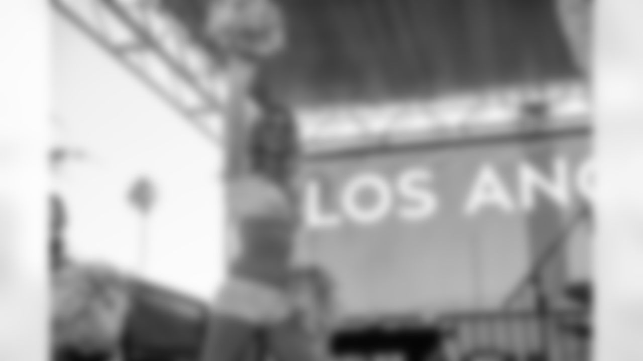 SOCIAL_180923_Chargers_Rams_HU_018