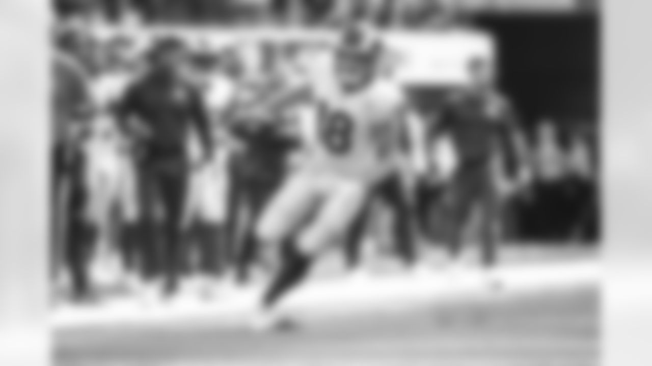The Los Angeles Rams take on the Atlanta Falcons during Week 2 of the 2022 NFL regular season.