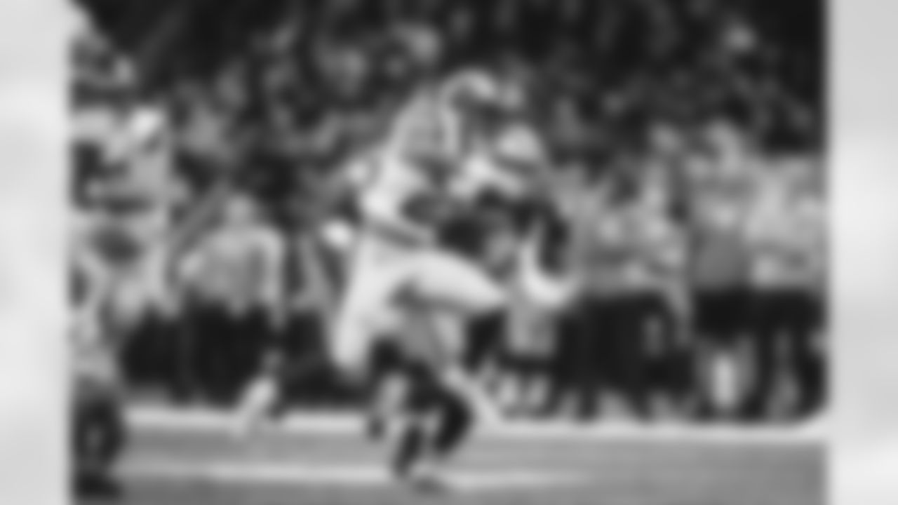 2024 Season Schedule: Week 13: Los Angeles Rams @ New Orleans Saints | Sun, Dec. 1 @ 1:05 p.m. PT at Caesars Superdome
Throwback: Los Angeles Rams running back Kyren Williams breaks through the New Orleans Saints defense during Week 11 of the 2022 NFL regular season.
