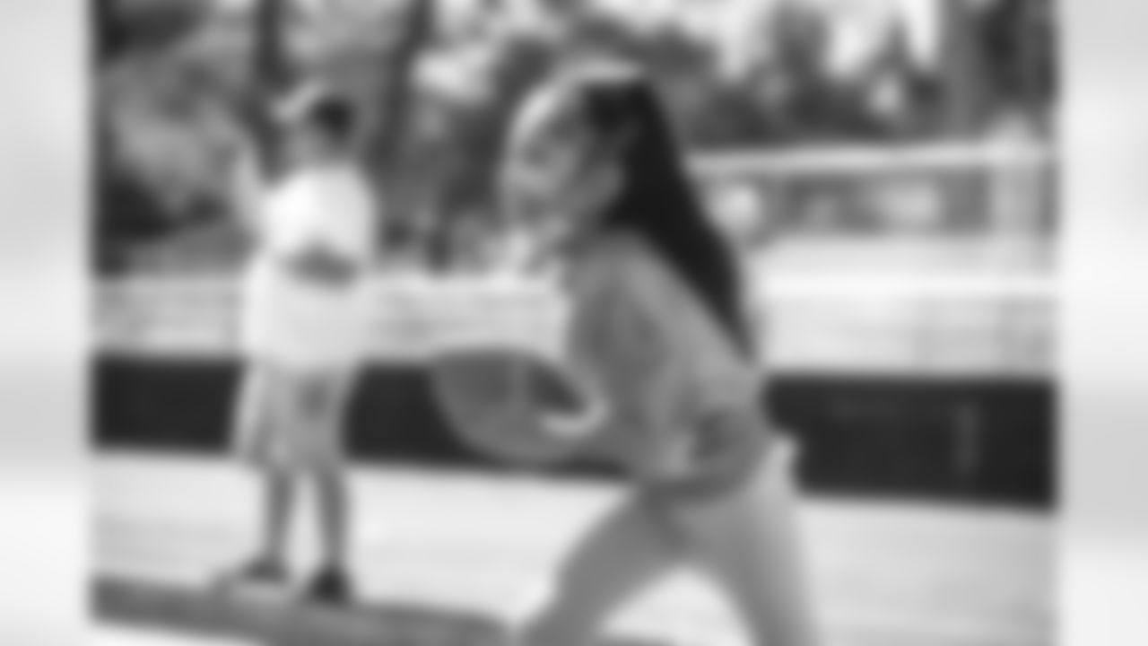 E_TOWL0437