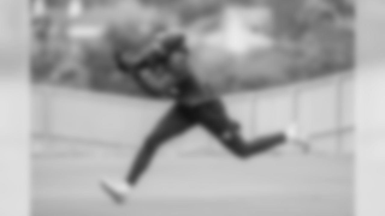 Wide receiver (11) KhaDarel Hodge of the Los Angeles Rams works out on the field during Phase II of the offseason program, Wednesday, May 15, 2019, in Thousand Oaks, CA. (Jeff Lewis/Rams)