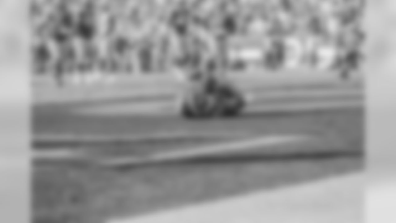 JL8_0939