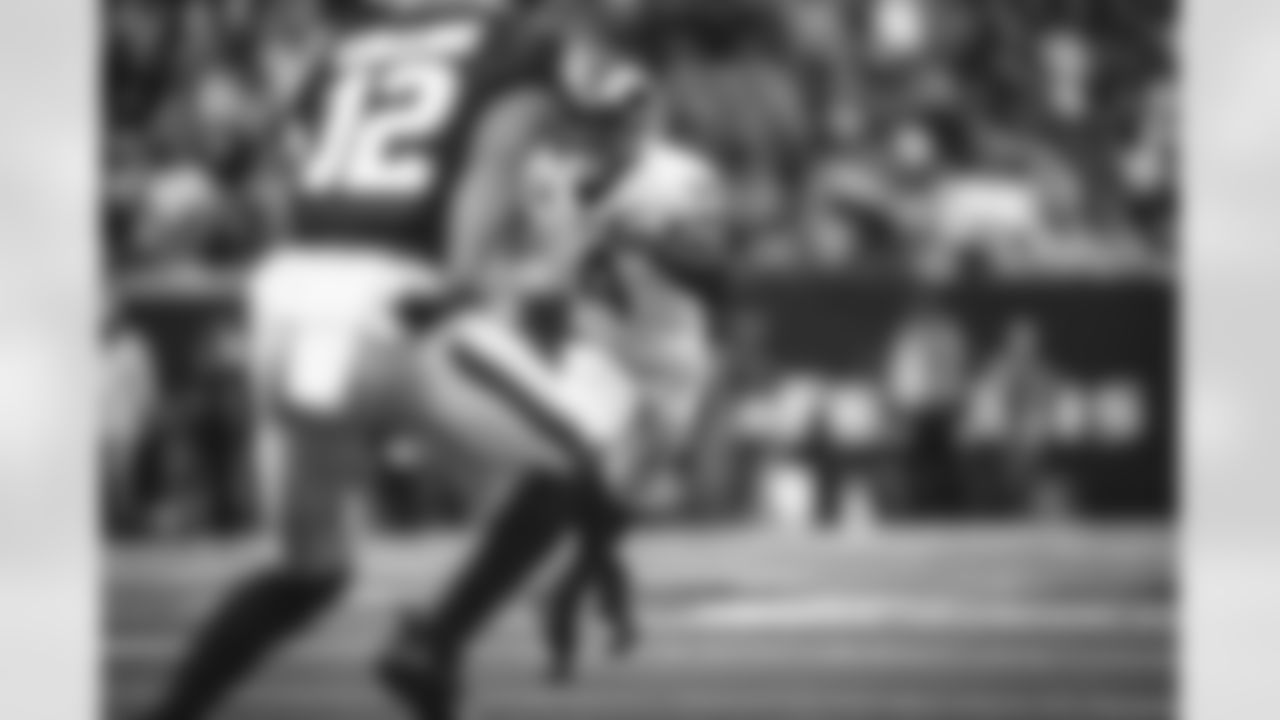 The Los Angeles Rams took on the Houston Texans in Week 8 of the 2021 season.