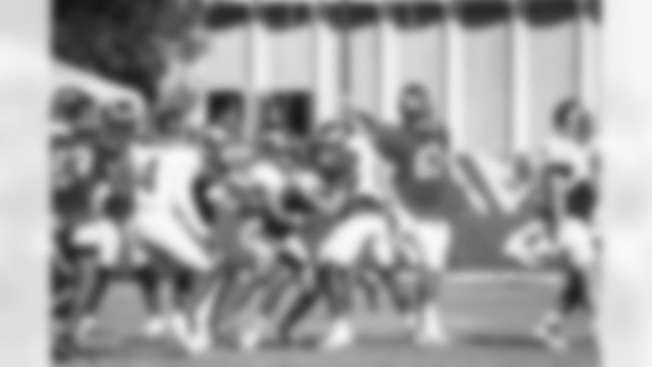 Los Angeles Rams host 2021 training camp practice at UC Irvine.