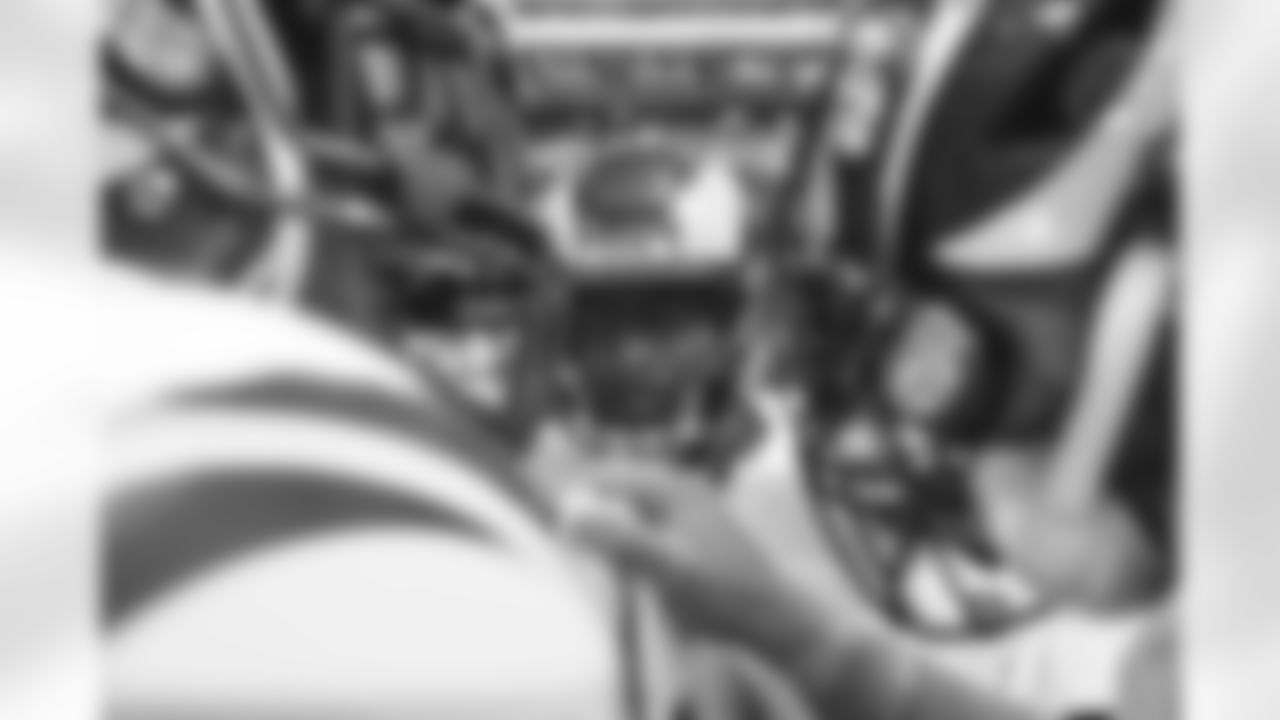 The Los Angeles Rams take on the Dallas Cowboys during Week 5 of the 2022 NFL regular season.