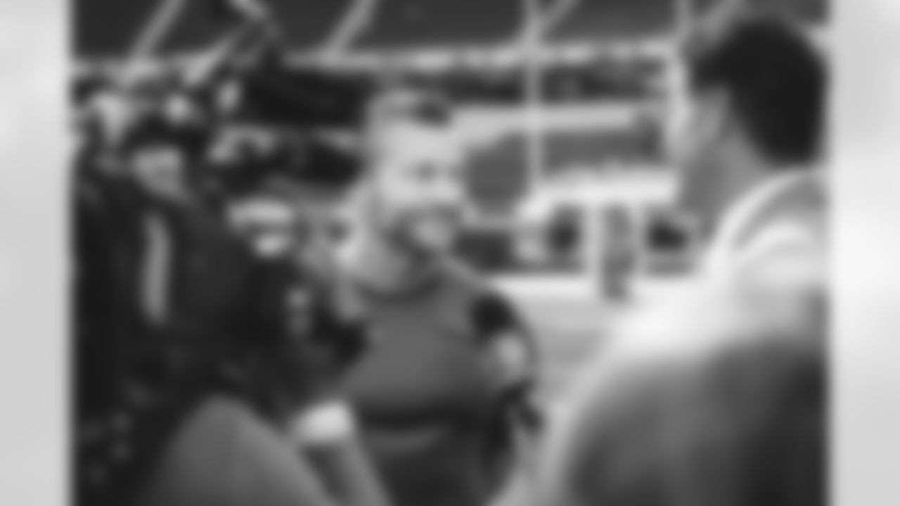 E_06102021_RamsOpenPractice_WN_0926