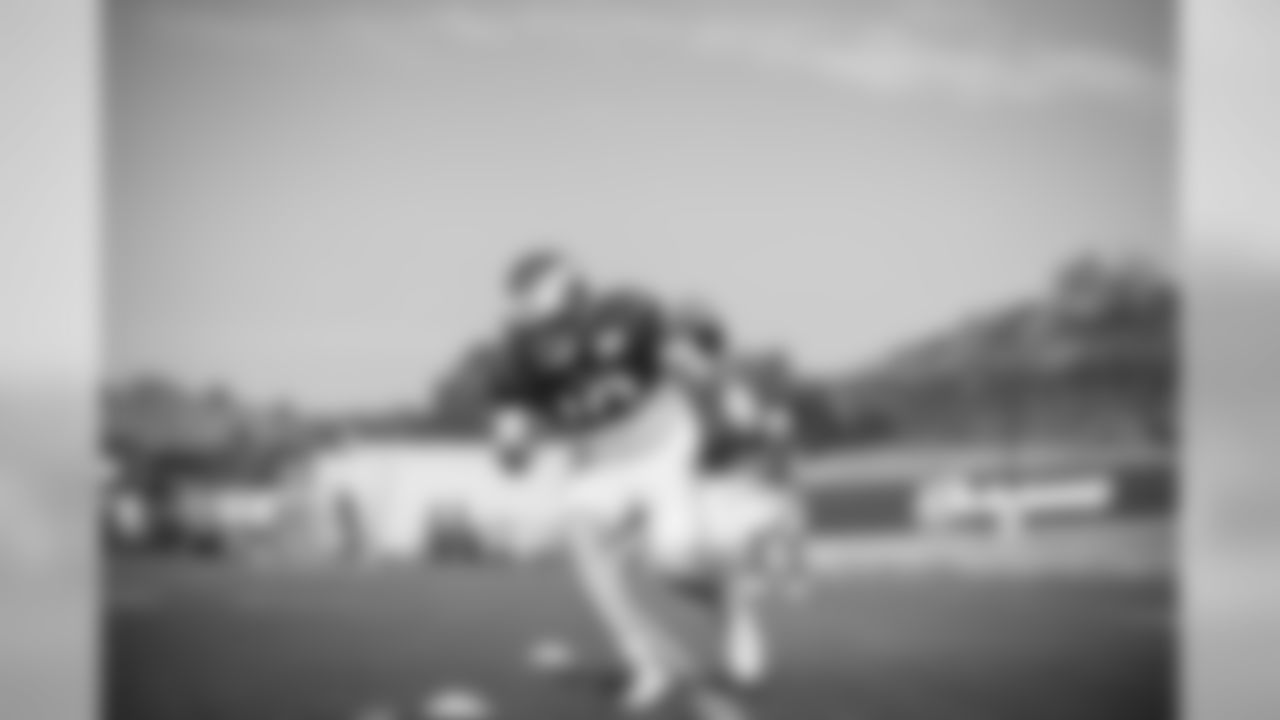 EE_SNY_2153 (1)