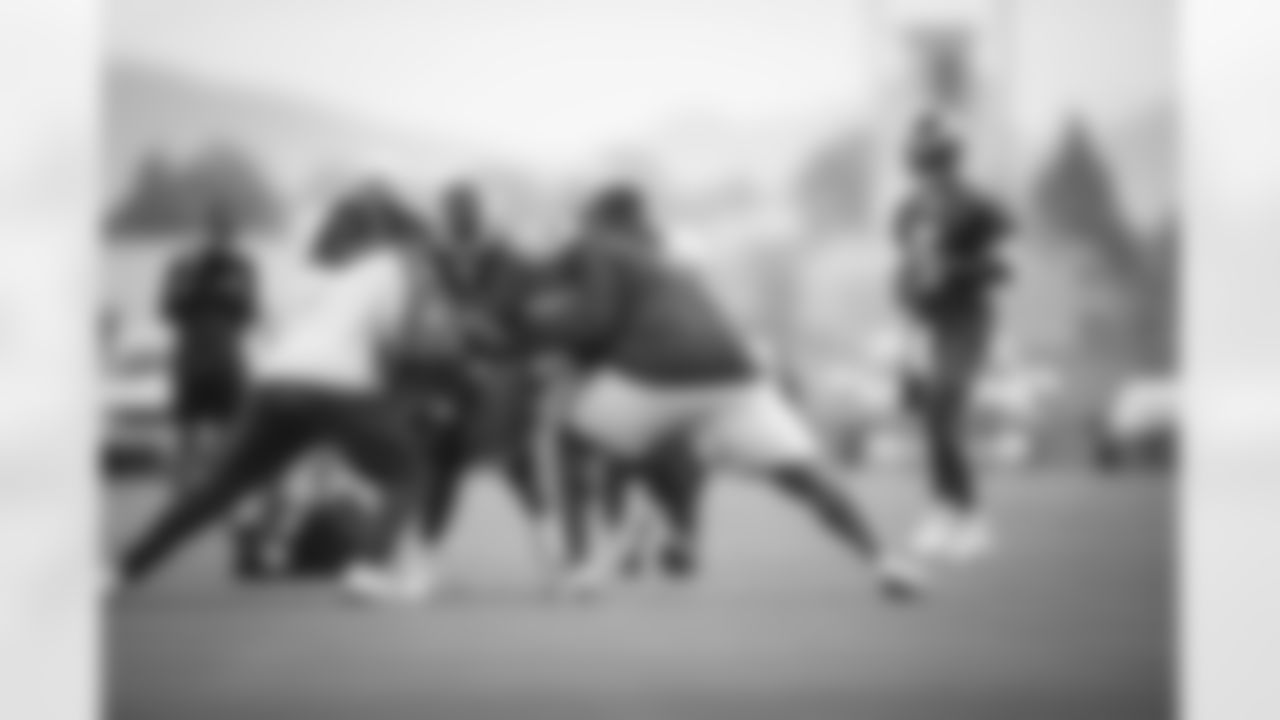 The Los Angeles were back on the practice field in preparation for the Week 7 Monday Night Football matchup against the Chicago Bears.