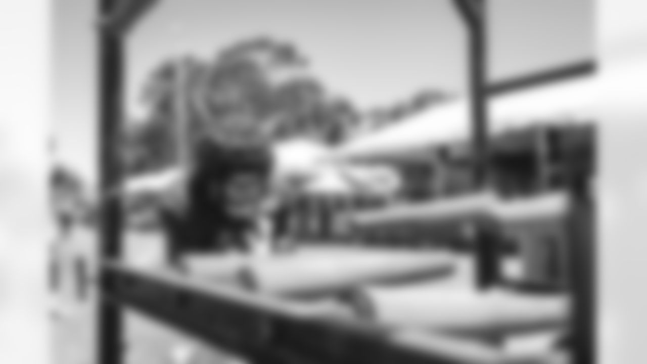 E_TOW11543