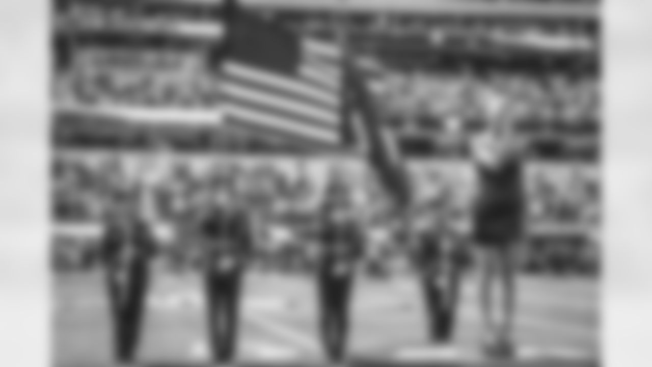 Sophia Bromberg sings the National Anthem before the Los Angeles Rams-Atlanta Falcons matchup — Week 2 of the 2022 NFL regular season
