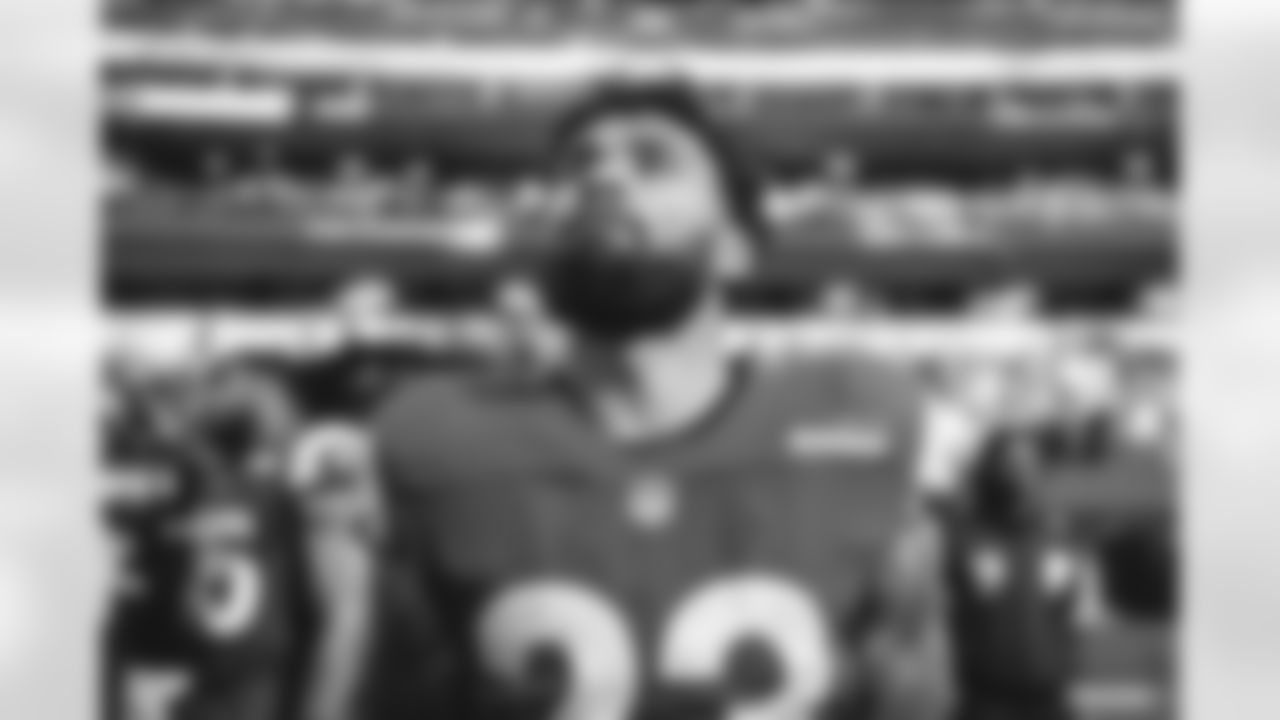 The Los Angeles Rams take on the Denver Broncos during Week 16 of the 2022 NFL regular season.