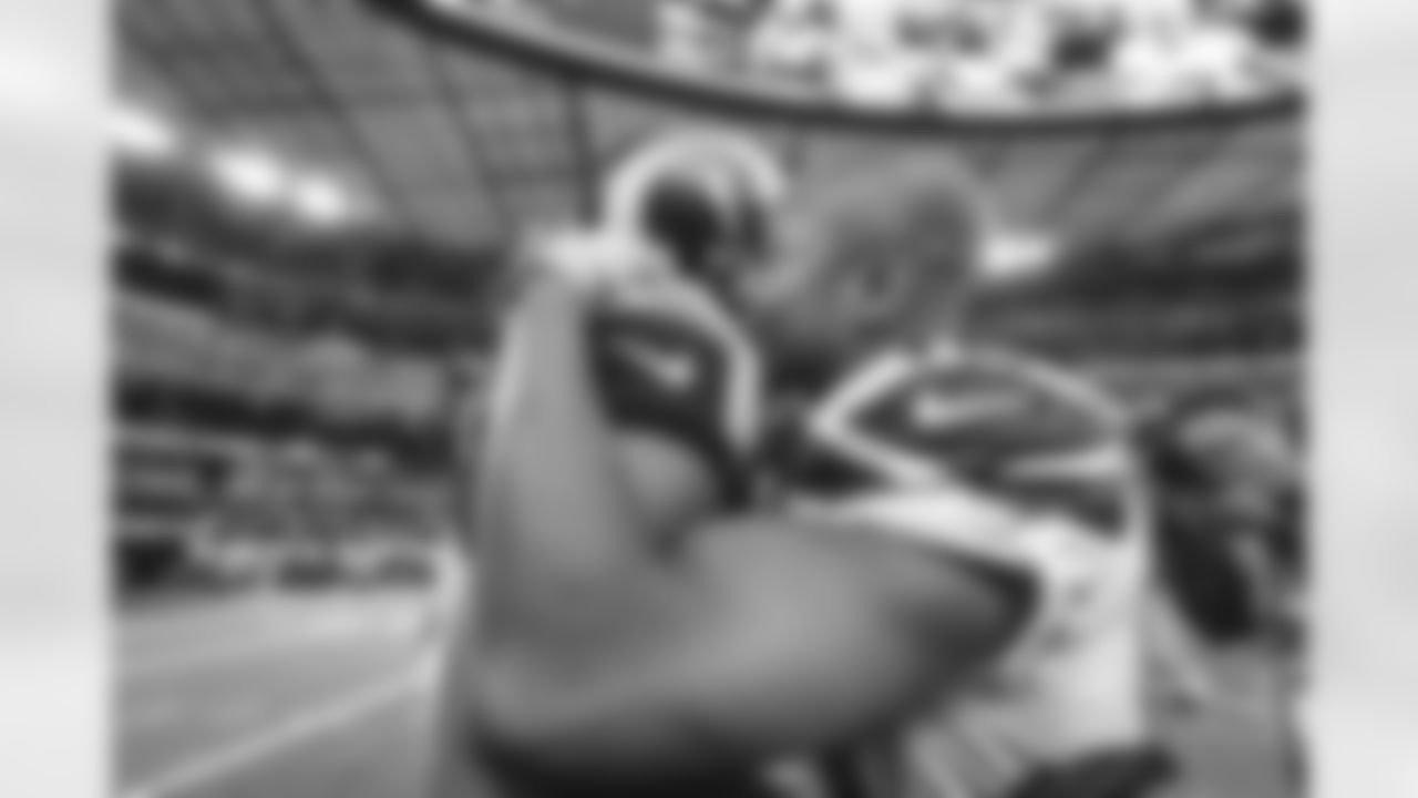 The Los Angeles Rams take on the Seattle Seahawks during Week 13 of the 2022 NFL regular season.