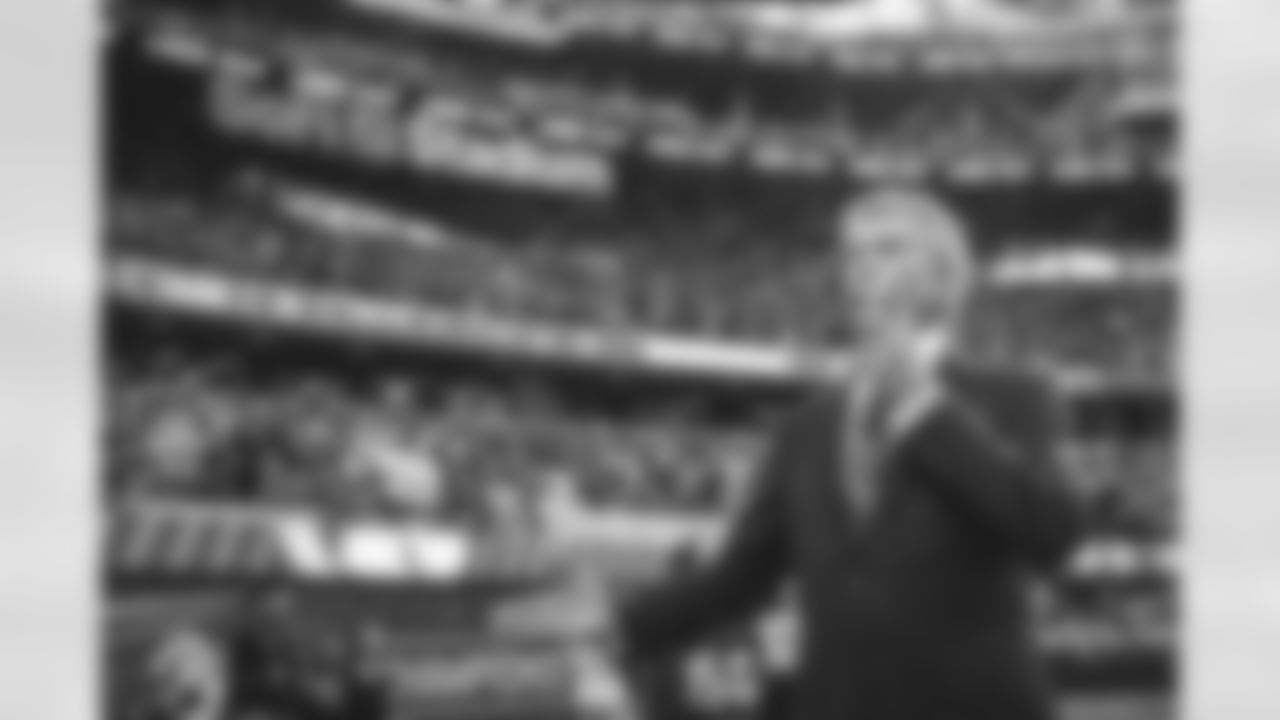 Michael Buffer is in the Rams House!