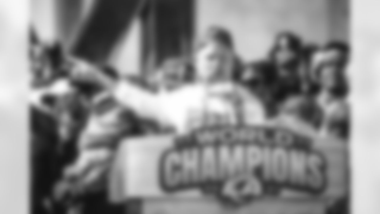 E_02162022_WorldChampsParade_WN_2705