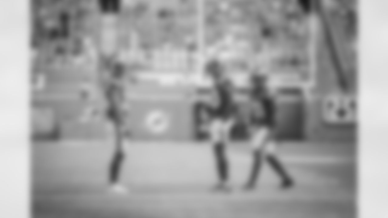 E_TOWL1062_1