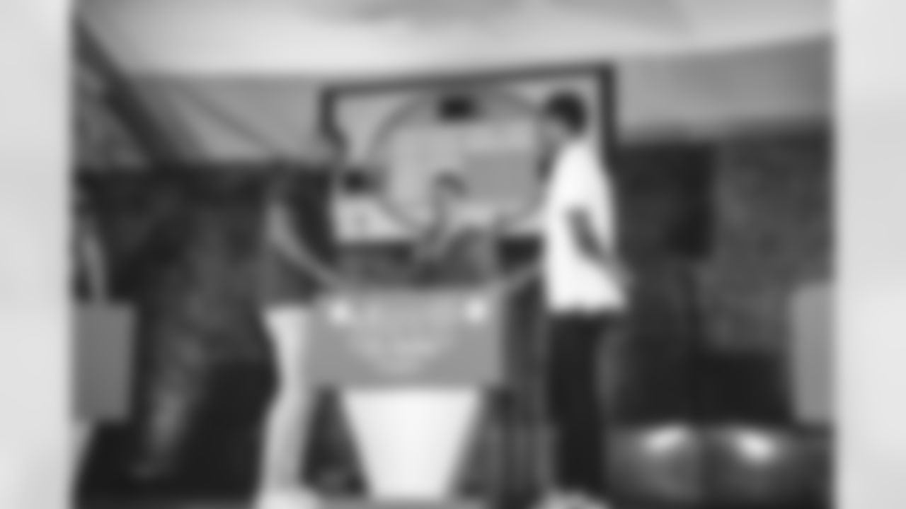 E_211025_RamsNightofWishes_1413