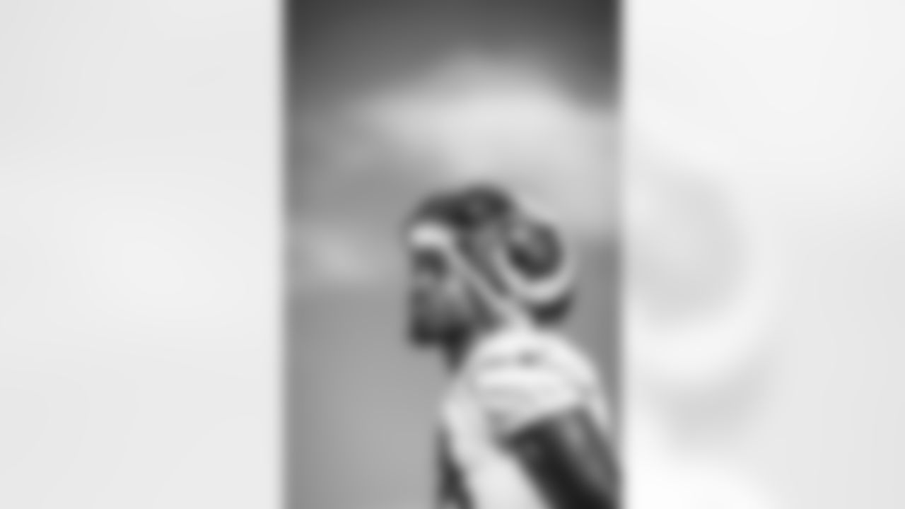 E_TOW_2718