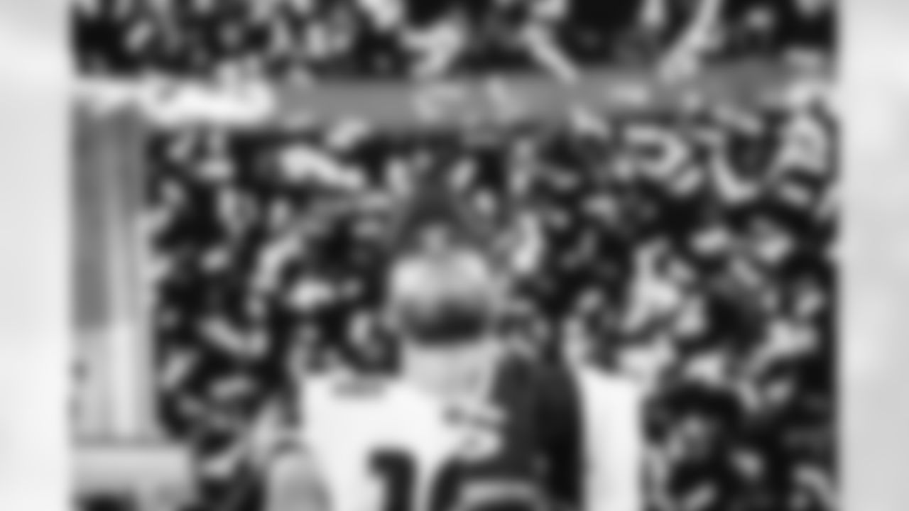 The Los Angeles Rams take on the Cincinnati Bengals in the Super Bowl of the 2021 NFL Playoffs.