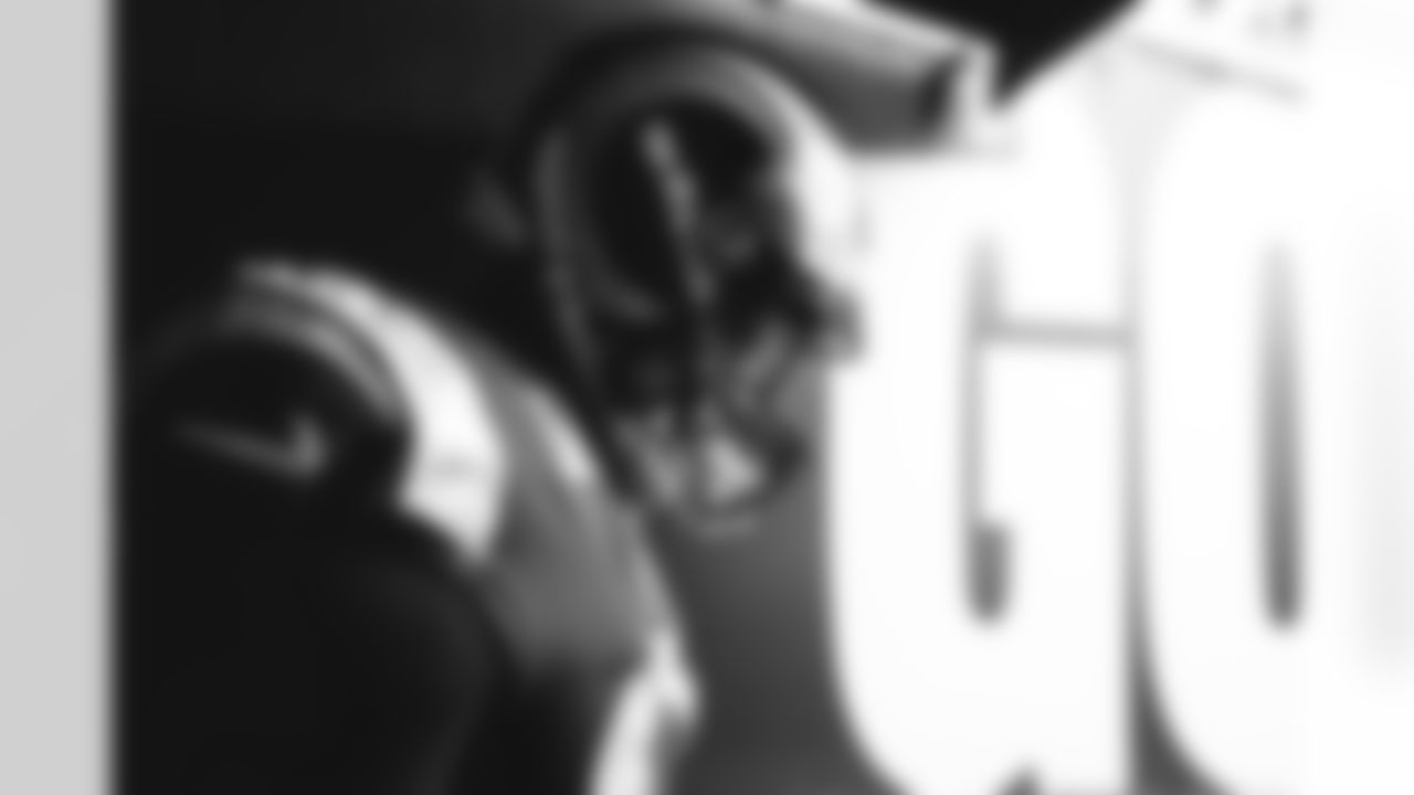 The Los Angeles Rams take on the Tampa Bay Buccaneers during Week 9 of the 2022 NFL regular season.