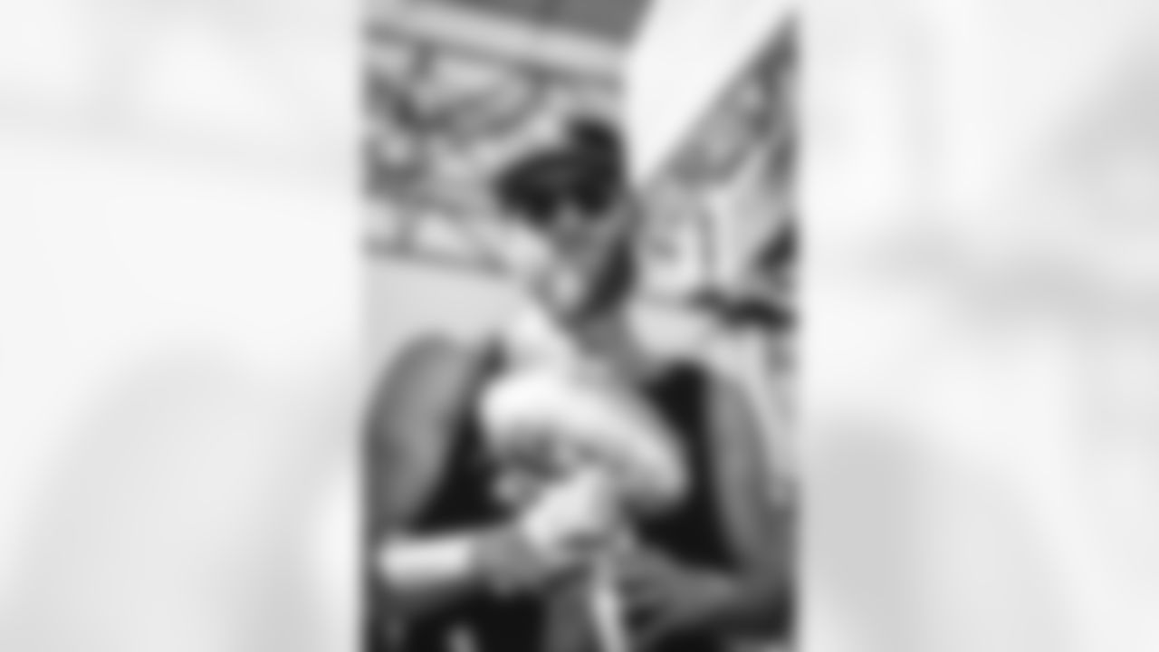 E_220216_RamsChampionshipParade_9420