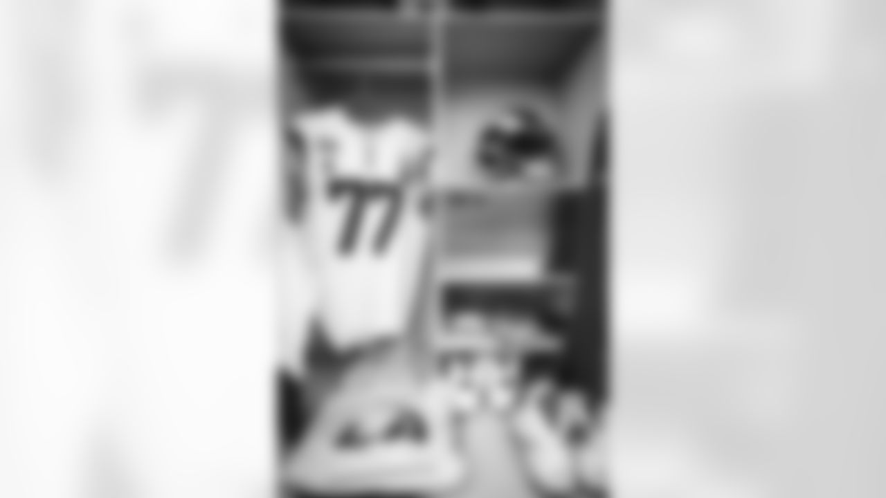 E_TOWN7823