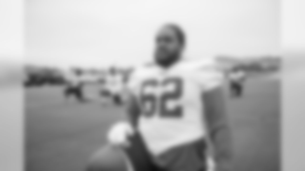 Defensive tackle (62) Bryant Jones of the Los Angeles Rams works out on the field, Tuesday, May 14, 2019, in Thousand Oaks, CA. (Jeff Lewis/Rams)