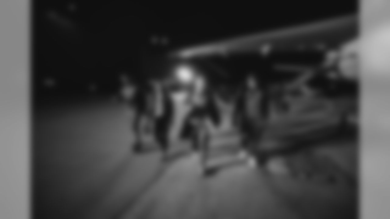 RAMS--ARRIVAL-27