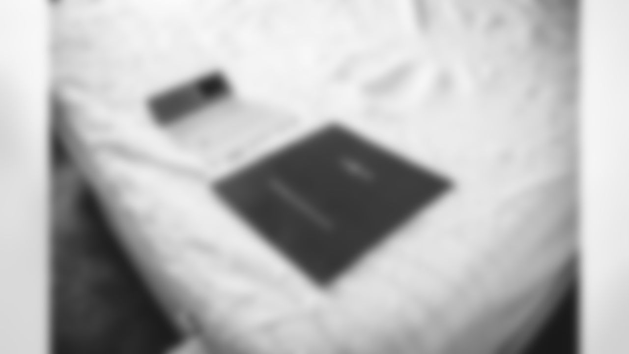 E_211130_Sleep_Number_Delivery_1674