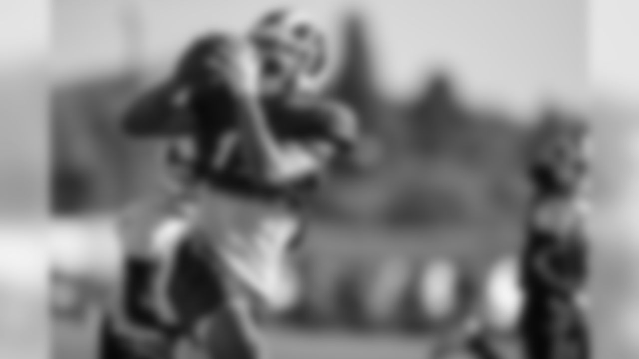 Wide receiver (17) Robert Woods of the Los Angeles Rams practices, Thursday, December 12, 2019, in Thousand Oaks, CA. (Jeff Lewis/Rams)