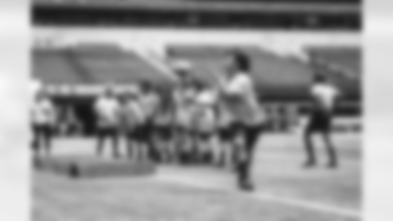 E_TOW25400