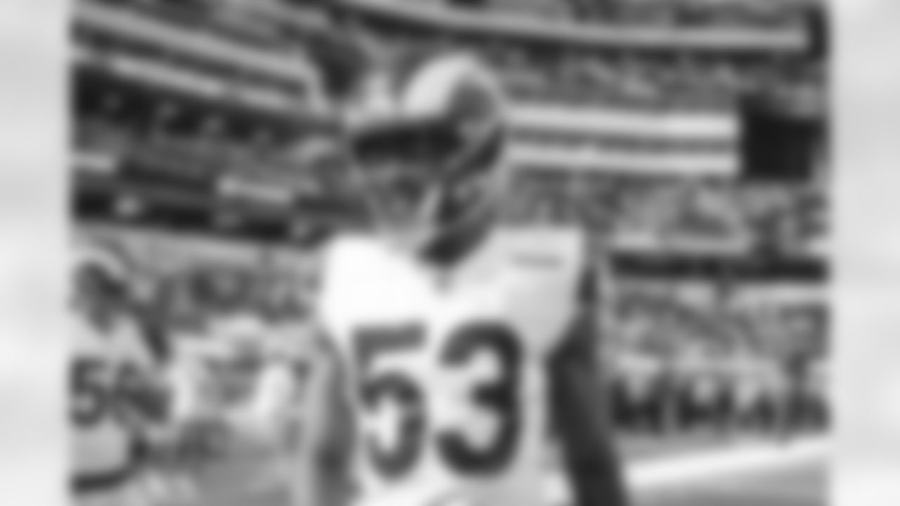 The Los Angeles Rams take on the Los Angeles Chargers during Week 17 of the 2022 NFL regular season