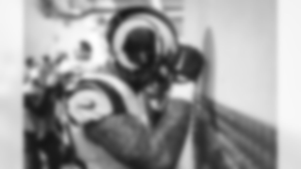 The Los Angeles Rams take on the Los Angeles Chargers during Week 17 of the 2022 NFL regular season
