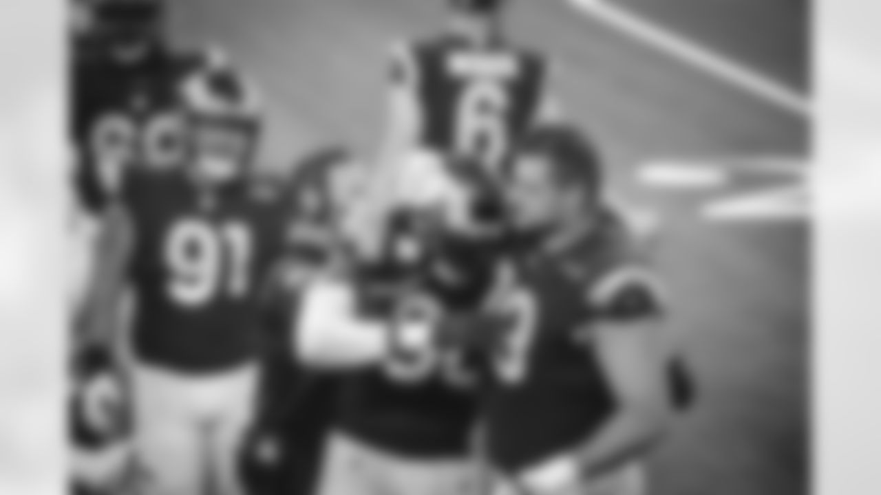 The Rams picked up a divisional win on Sunday afternoon after defeating the Seattle Seahakws 23-16.