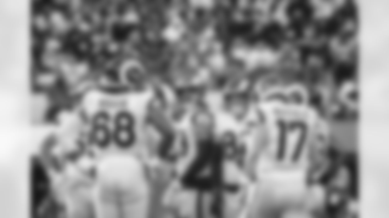 The Los Angeles Rams take on the Los Angeles Chargers during Week 17 of the 2022 NFL regular season