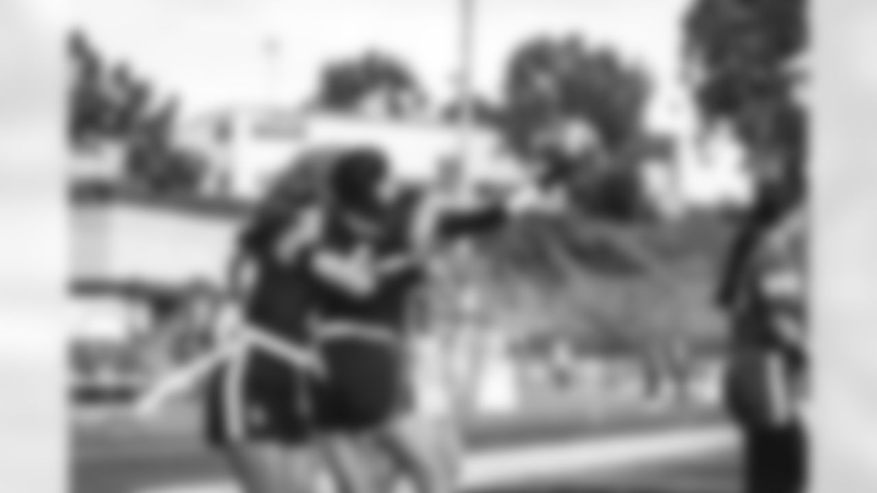 E_HUTT4977