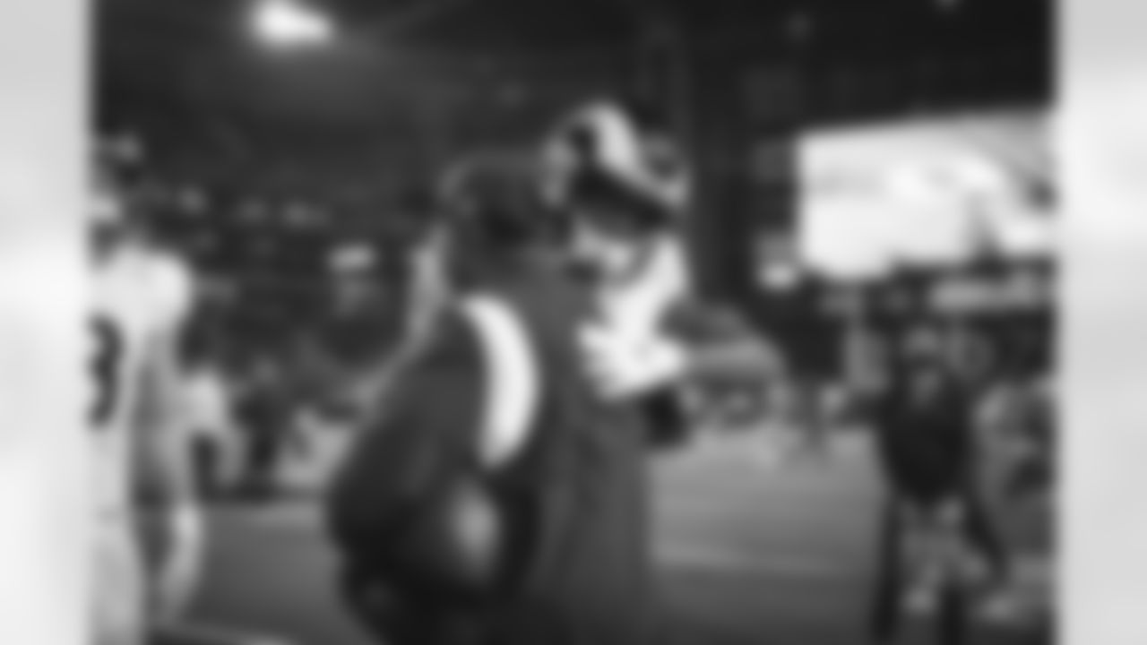 The Los Angeles Rams take on the Arizona Cardinals during Week 14 of the 2021 regular season.