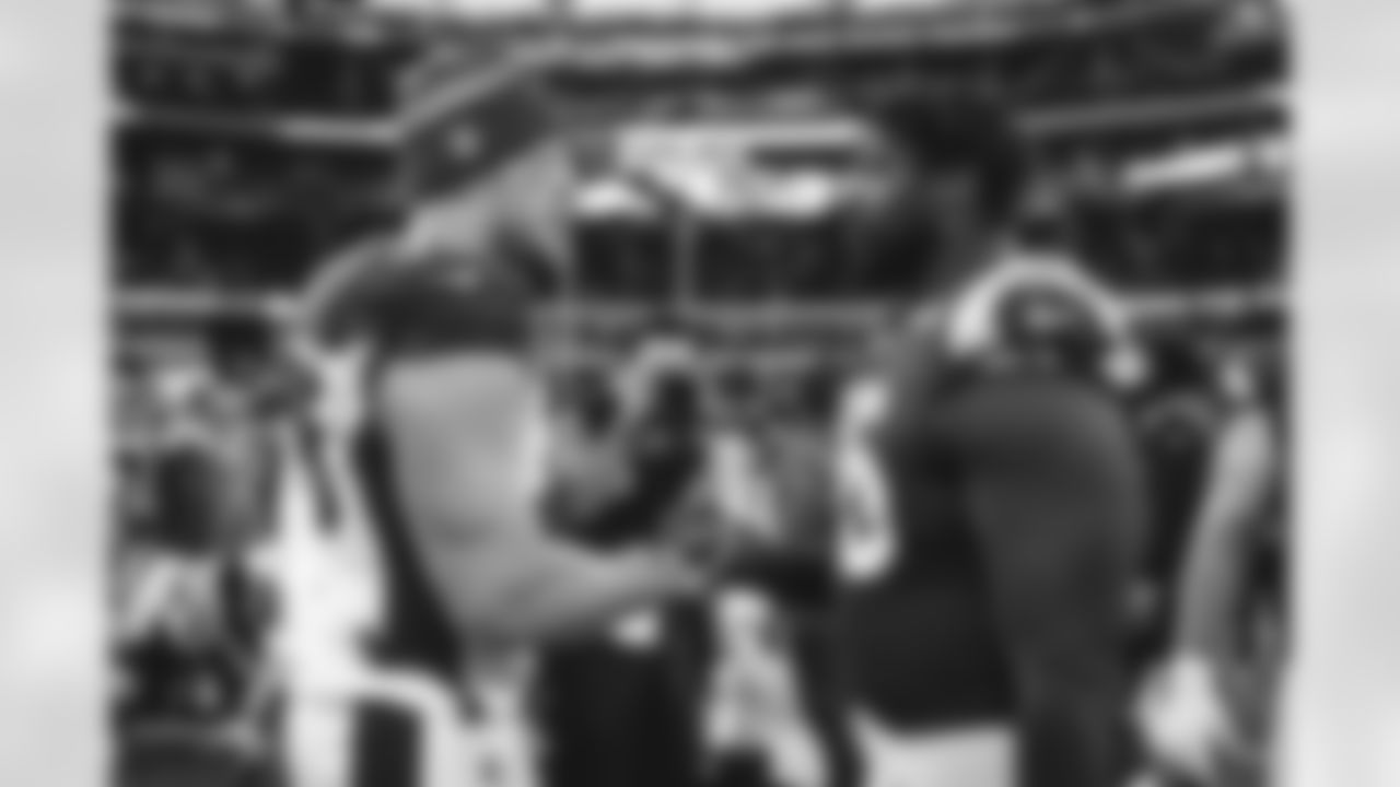 The Los Angeles Rams take on the Arizona Cardinals during Week 10 of the 2022 NFL regular season.