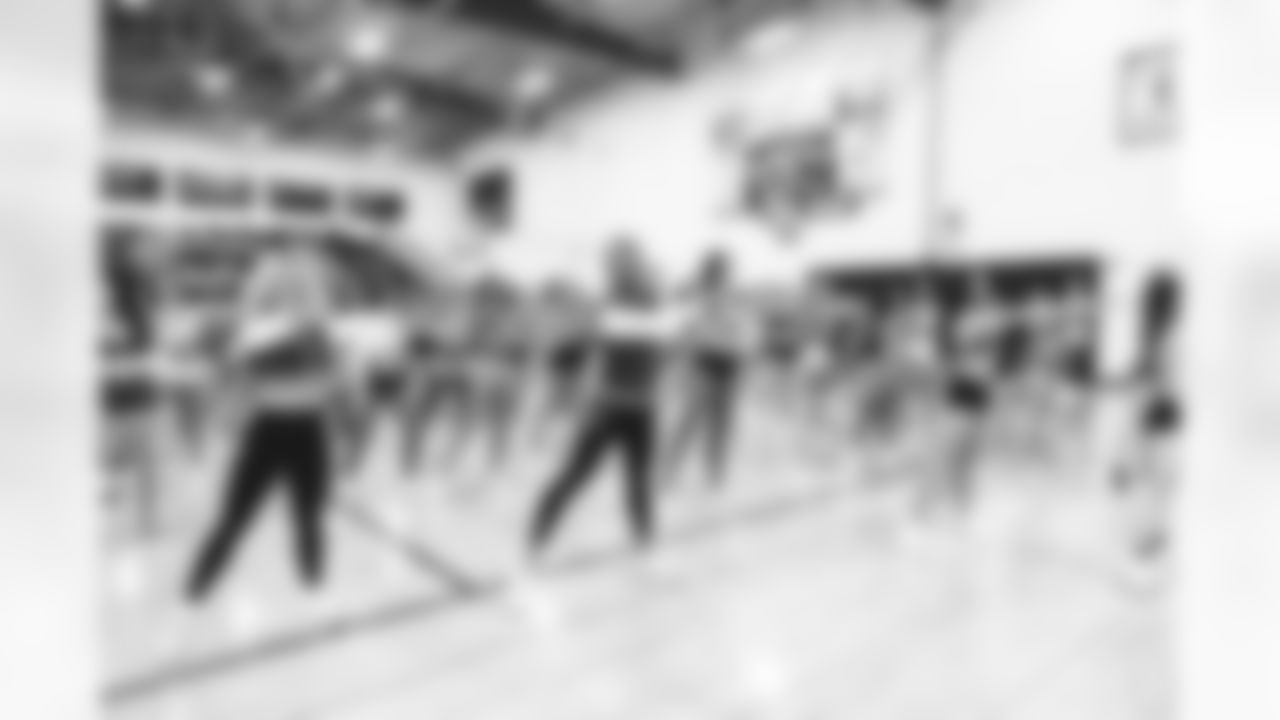 E_040223_CheerTryouts_0095
