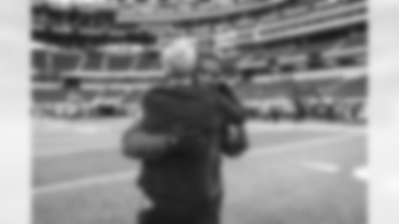 The Los Angeles Rams take on the Seattle Seahawks during Week 13 of the 2022 NFL regular season.