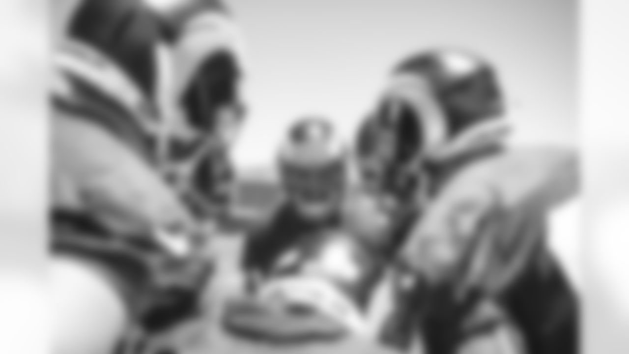 E_TOW_7958