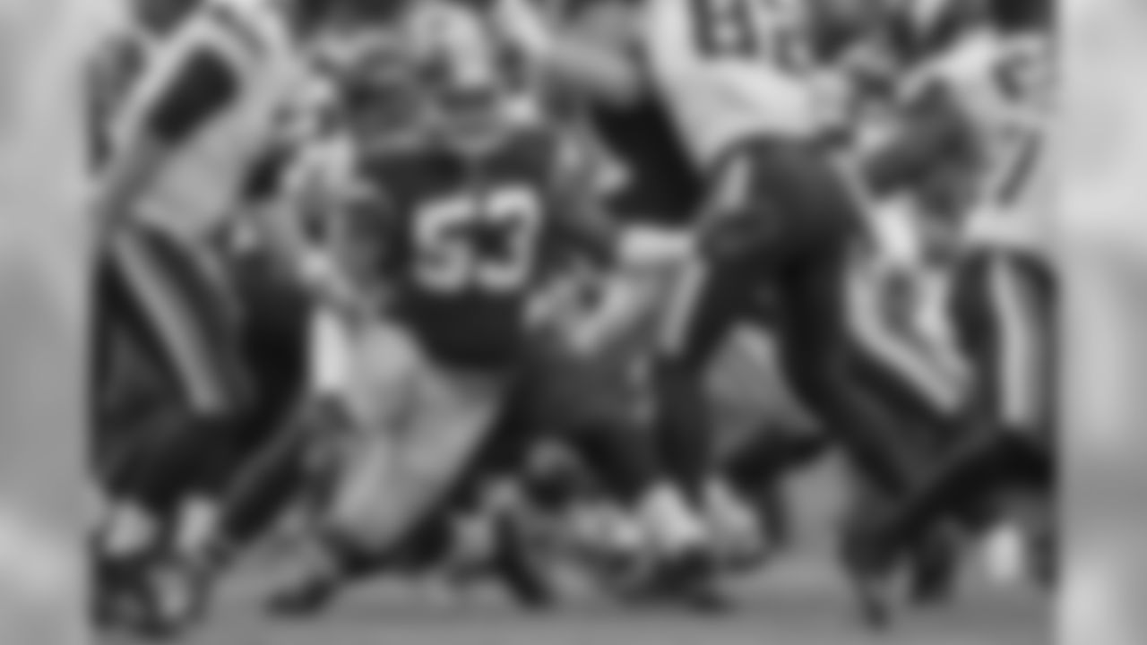 Zach Brown, Linebacker