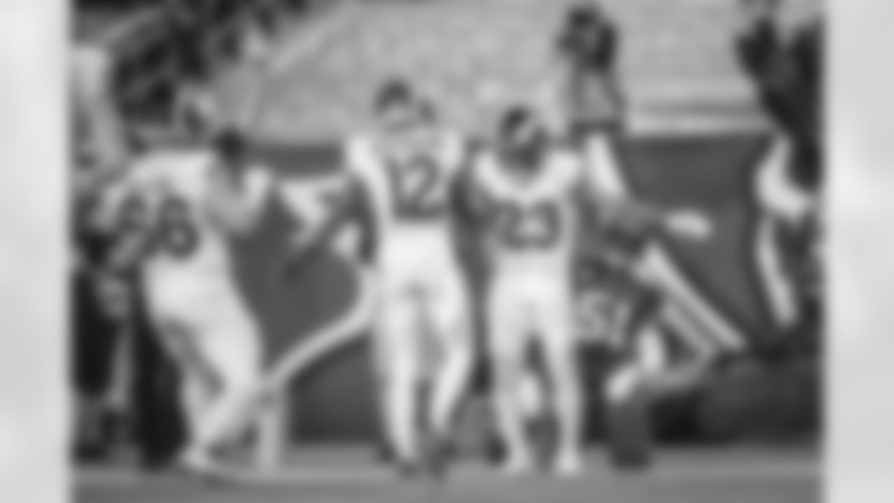 E_TOWL9133_1