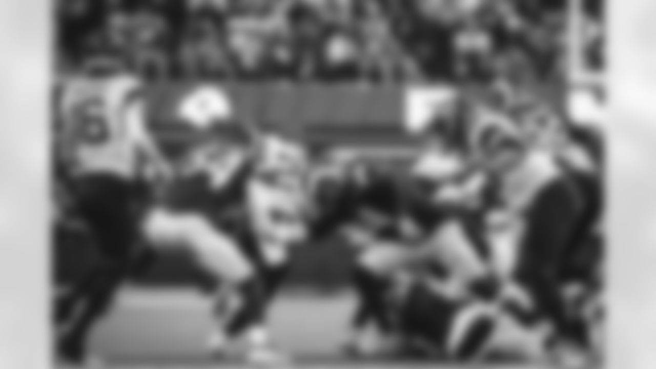The Los Angeles Rams take on the Jacksonville Jaguars during Week 13 of the 2021 regular season.