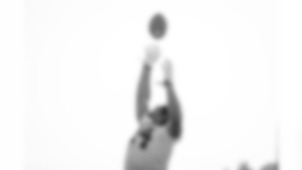 E_TOW20715