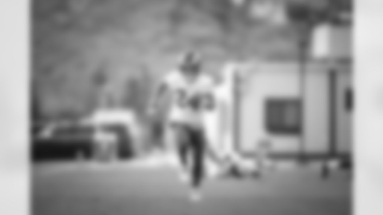 The Los Angeles were back on the practice field in preparation for the Week 7 Monday Night Football matchup against the Chicago Bears.