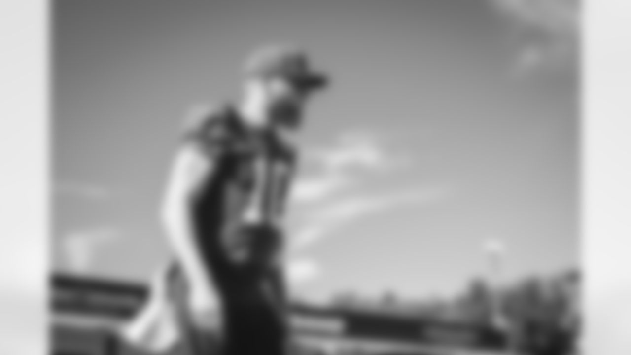 E_TOW01830