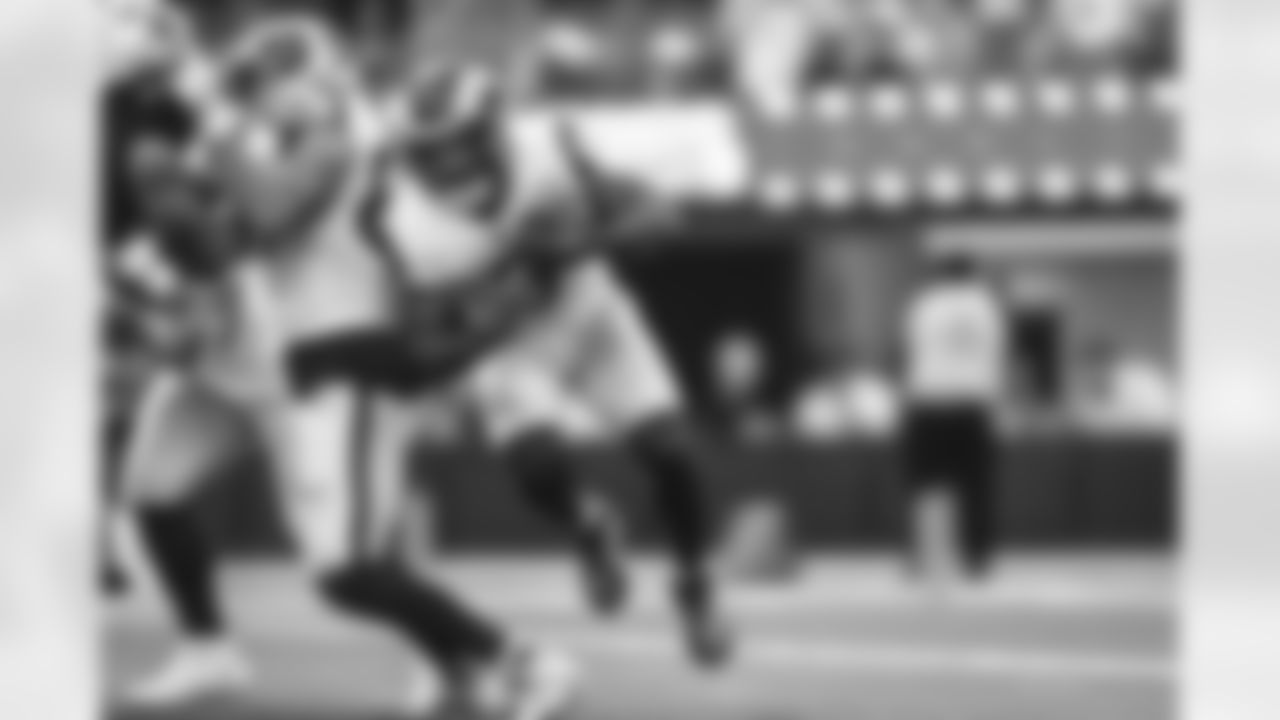 The Los Angeles Rams take on the Dallas Cowboys during Week 5 of the 2022 NFL regular season.