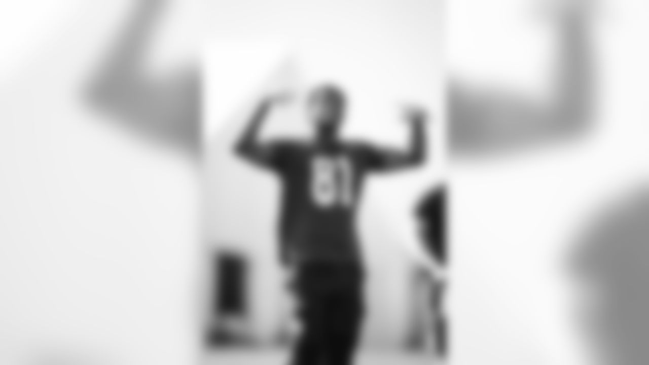 EE_SNY_3394